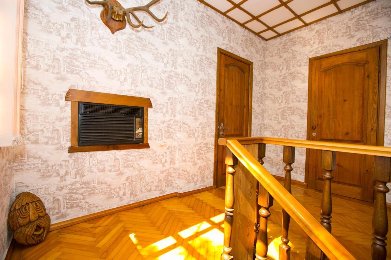 Guest House Lavr Gagra Bagian luar foto
